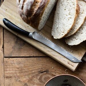Robert Welch UK Signature Bread Knife 22 cm Stainless Steel Fully Forged New NIB